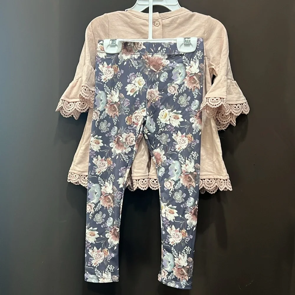 Savannah Outfit, Floral Legging & Top, NWT, Size 3t